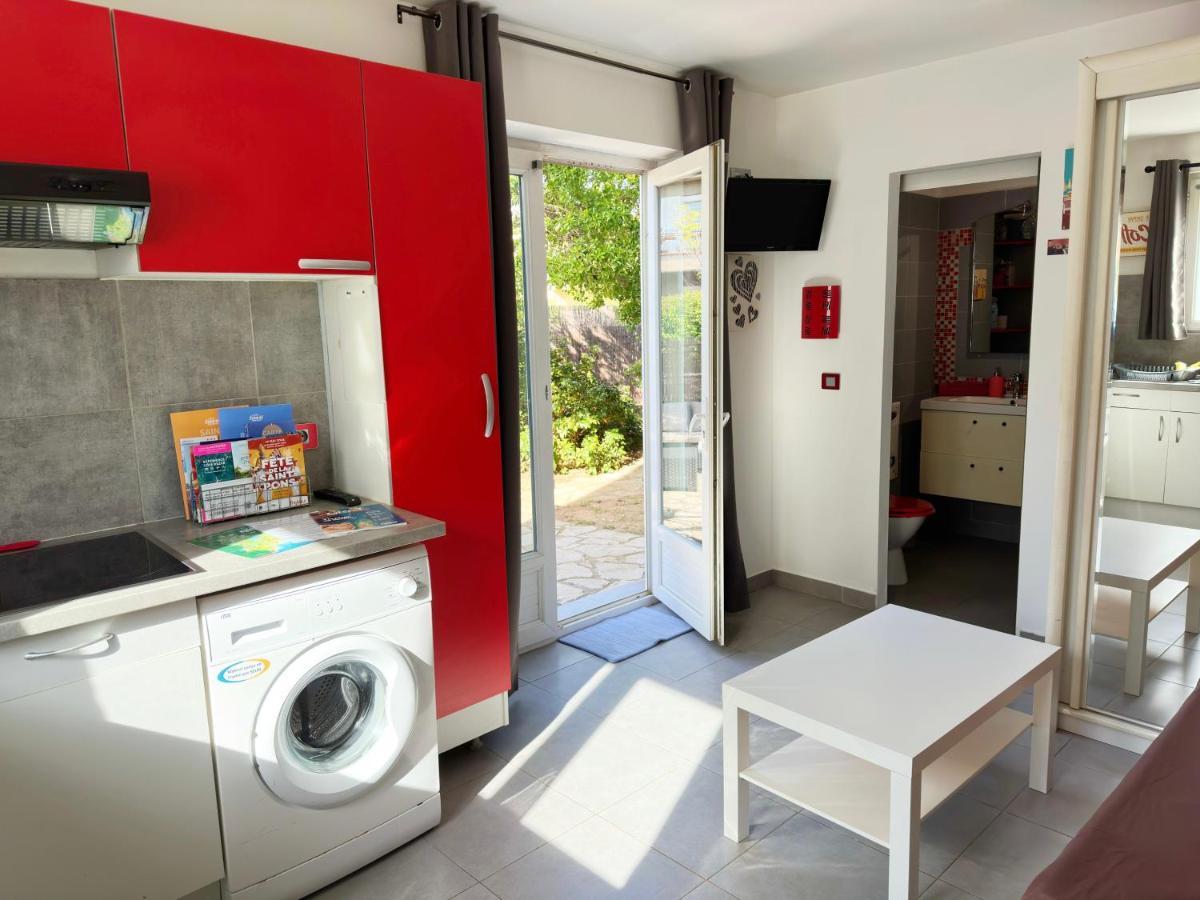 Studio Au Calme Tout Confort Proche Des Plages - Jardin Wifi Parking Fréjus Exterior foto
